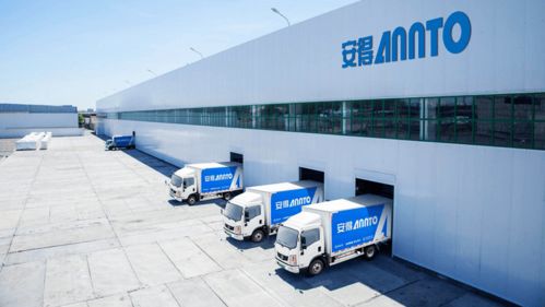 美的集團四大板塊首度聯(lián)袂亮相中國工博會，庫卡機器人引領(lǐng)智能制造新風(fēng)向